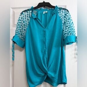 🥳4 for $10 Cato Turquoise Blouse with Patterned Sheer Sleeves